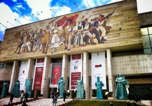 متحف التاريخ الوطني في تيرانا