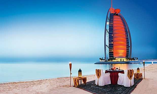 مطعم مجلس البحر دبي
