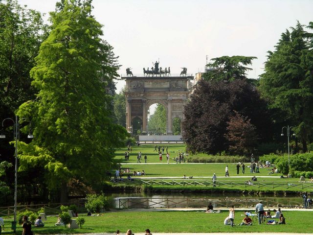 حديقة سيمبيوني في ميلان