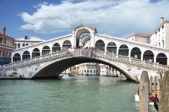جسر ريالتو في فينيسيا