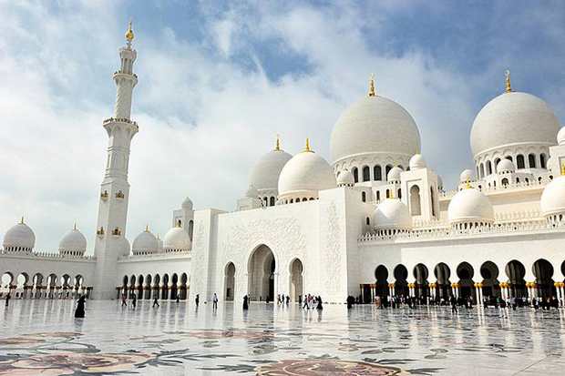 جامع الشيخ زايد الكبير اهم معالم ابوظبي سياحة