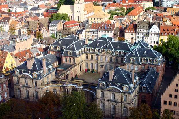 قصر روهان في ستراسبورغ فرنسا