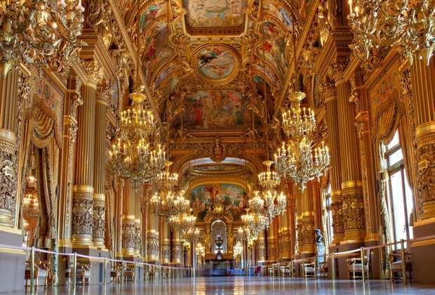 قصر غارنييه باريس فرنسا