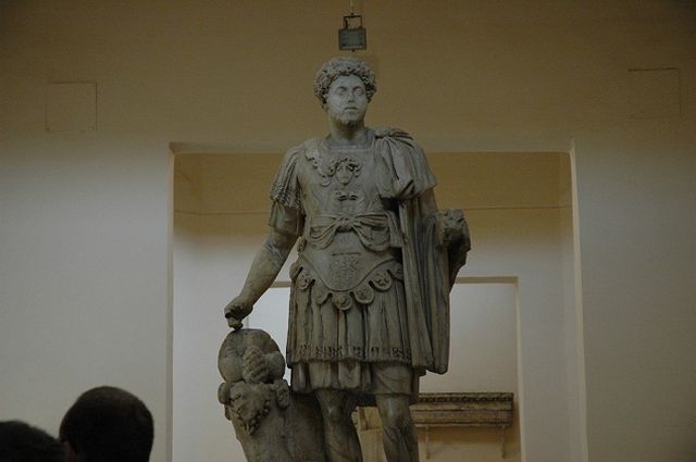 المتحف اليوناني الروماني الاسكندريه