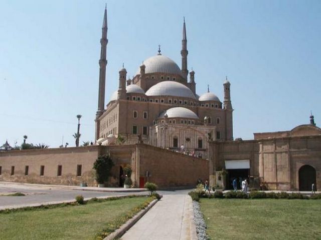 قلعة صلاح الدين الايوبي بالقاهره