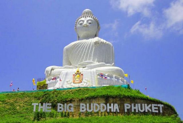 تمثال بوذا الكبير في بوكيت