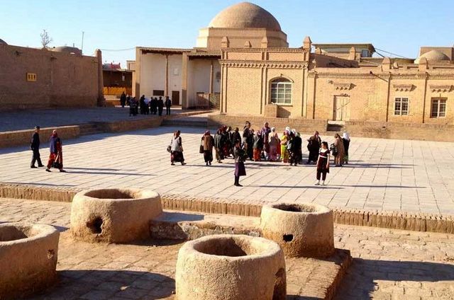 قلعة كونيا في خيوة