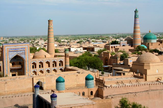 مئذنة اسلام خوجة في خيوة