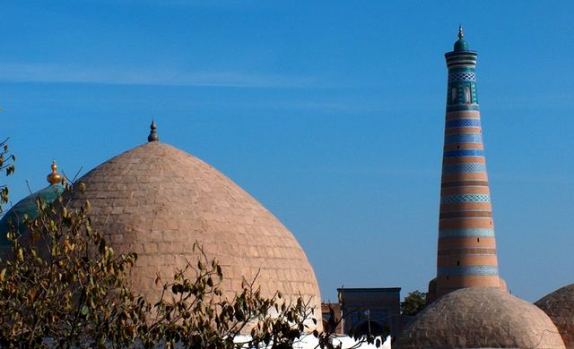 مئذنة اسلام خوجة في خيوة