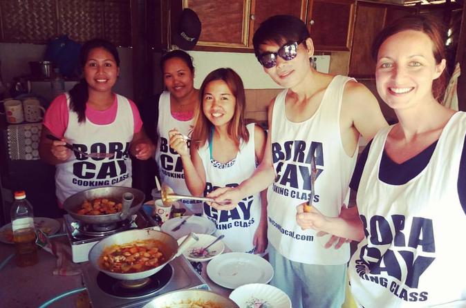 تعلم الطهي في جزيرة بوراكاي الفلبين