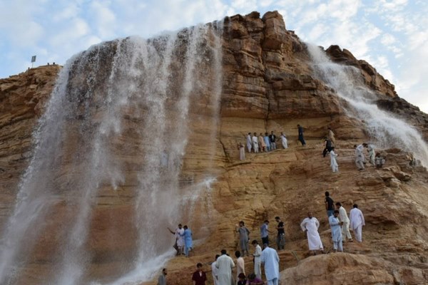 أمتع الأنشطة السياحية في وادي نمار الرياض السعودية ام القرى