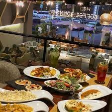 مطعم العاذرية خميس مشيط