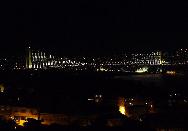 جسر غلاطة في اسطنبول