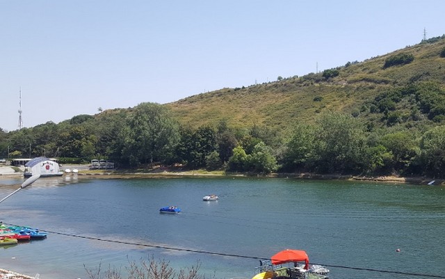 بحيرة السلاحف في تبليسي