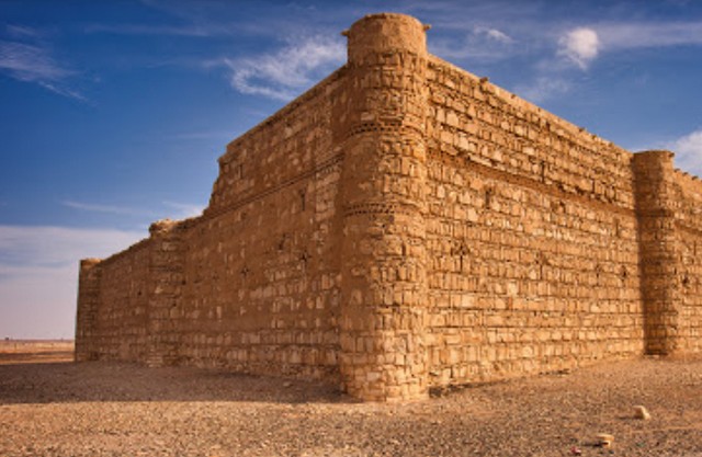 قصر الخرانة في عمان
