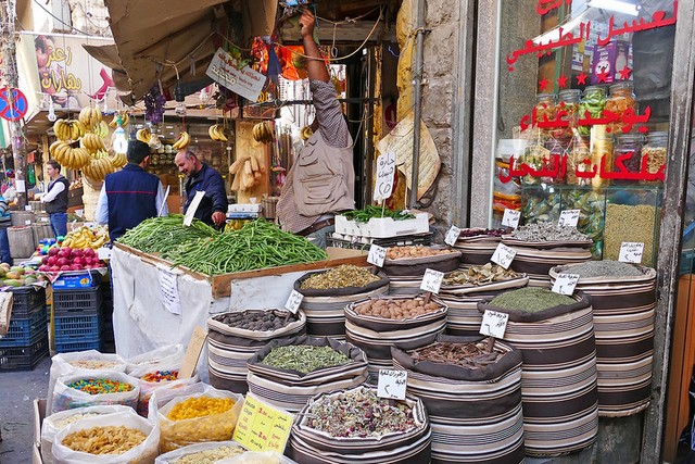 الأسواق عمان