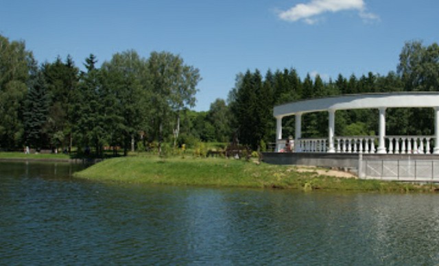 حديقة مينسك النباتية ببيلاروسيا