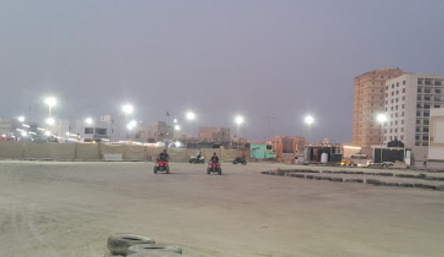 موقع شاطئ البسيتين البحرين