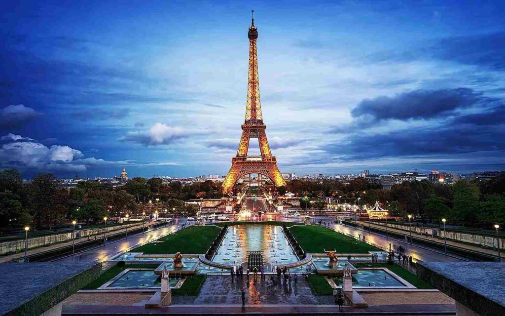 مناطق سياحية في باريس